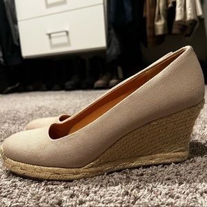 VGUC JCrew canvas wedge sandals.
